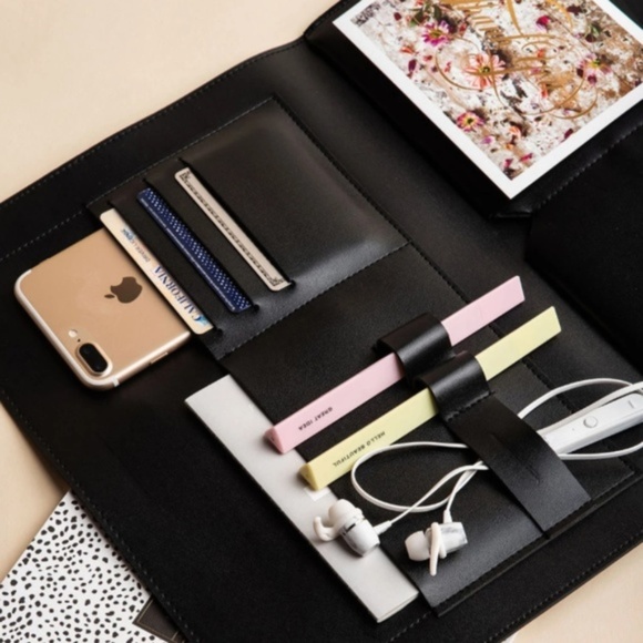 Glass Ladder & Co The Megan Laptop Portfolio - Picture 3 of 8